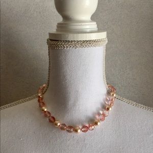 ❤️Beautiful baby pink bearded necklace ❤️